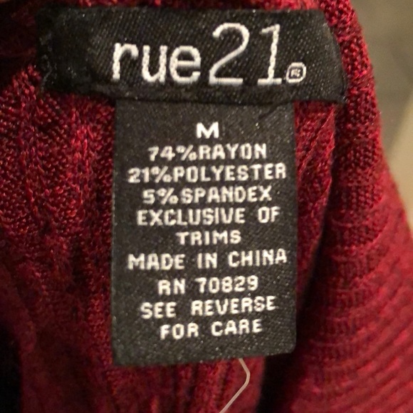 NWT hooded ribbed burgundy sweater women size M - Picture 4 of 5